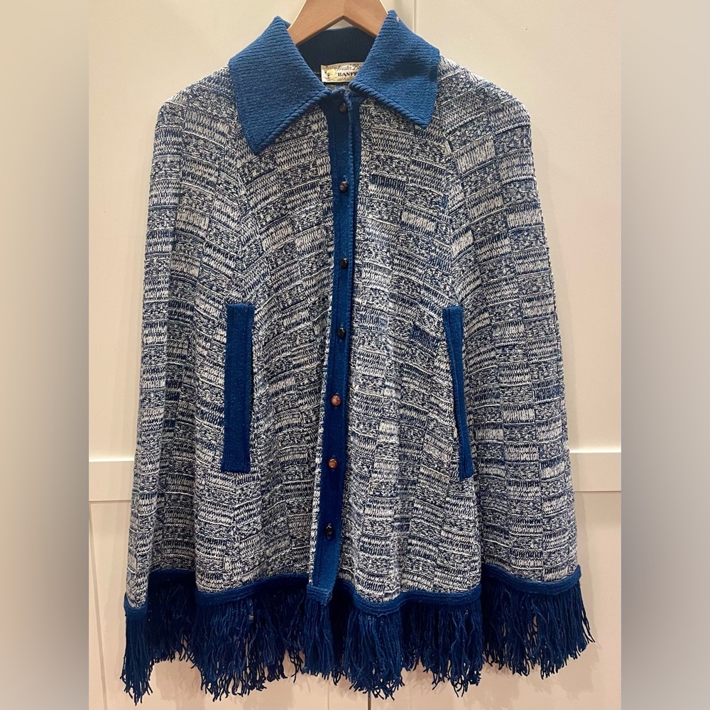 Vintage Sweater Bee by BANFF poncho